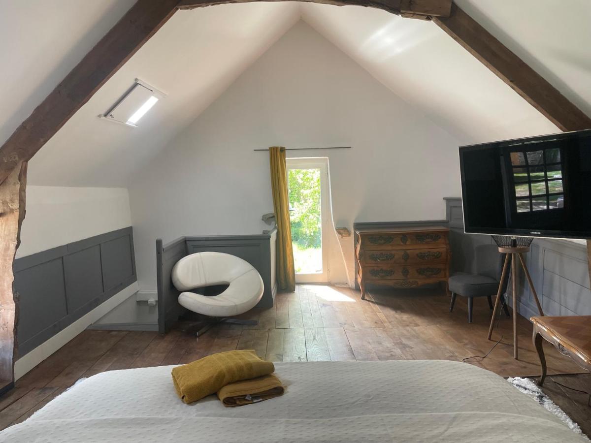 La Seigneurie Des Ondes Hotel Saint Benoit des Ondes Bagian luar foto