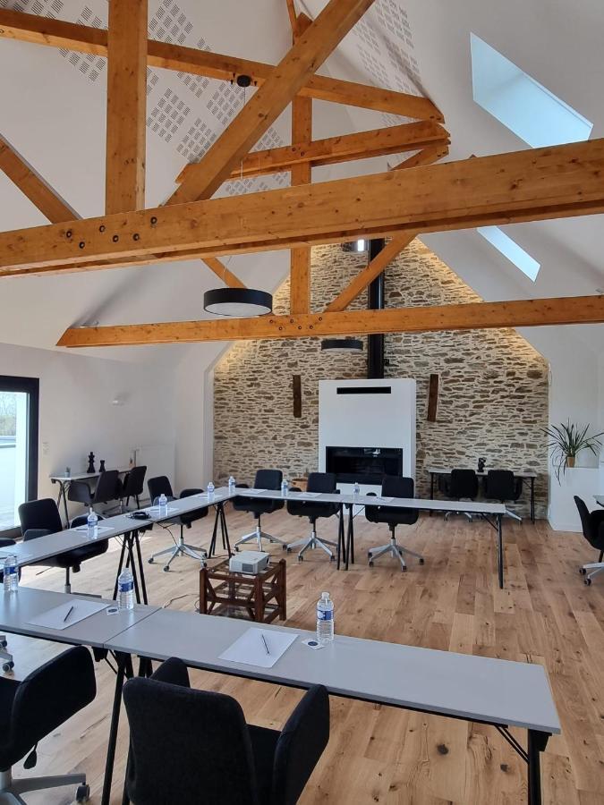 La Seigneurie Des Ondes Hotel Saint Benoit des Ondes Bagian luar foto