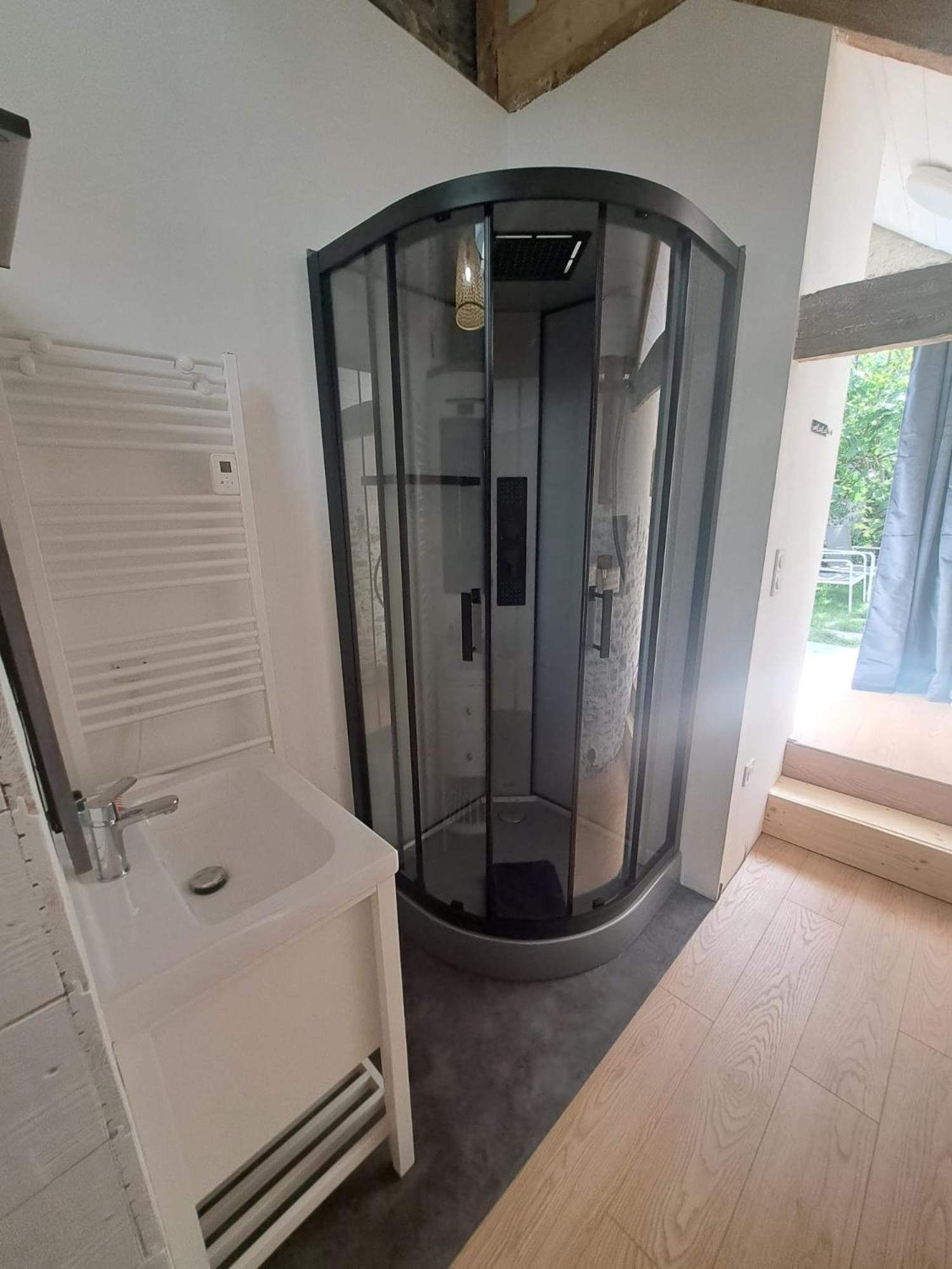 La Seigneurie Des Ondes Hotel Saint Benoit des Ondes Bagian luar foto